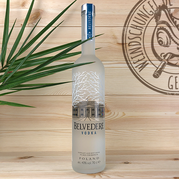 Belvedere Vodka 40% Vol. 0,7l with Holzbrett